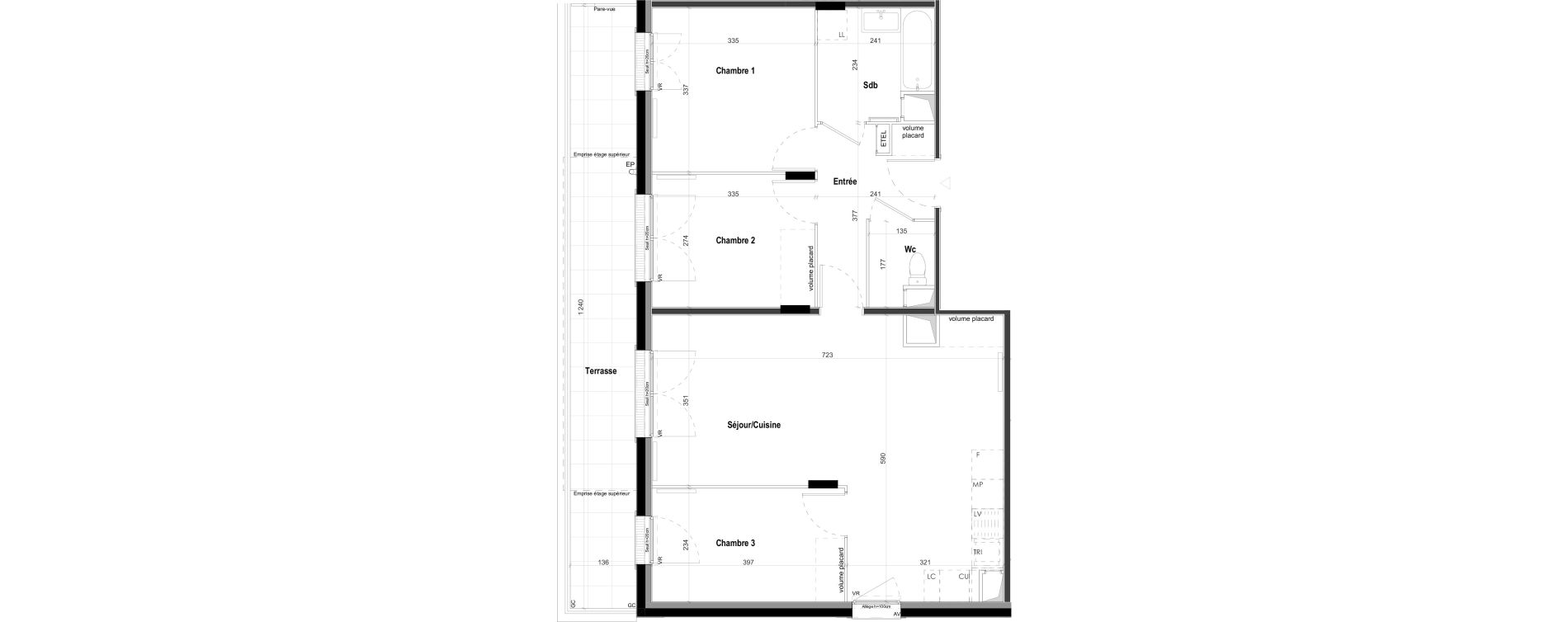 Appartement T4 de 75,44 m2 &agrave; Goussainville Demoiselles - grand pr&eacute; - gare