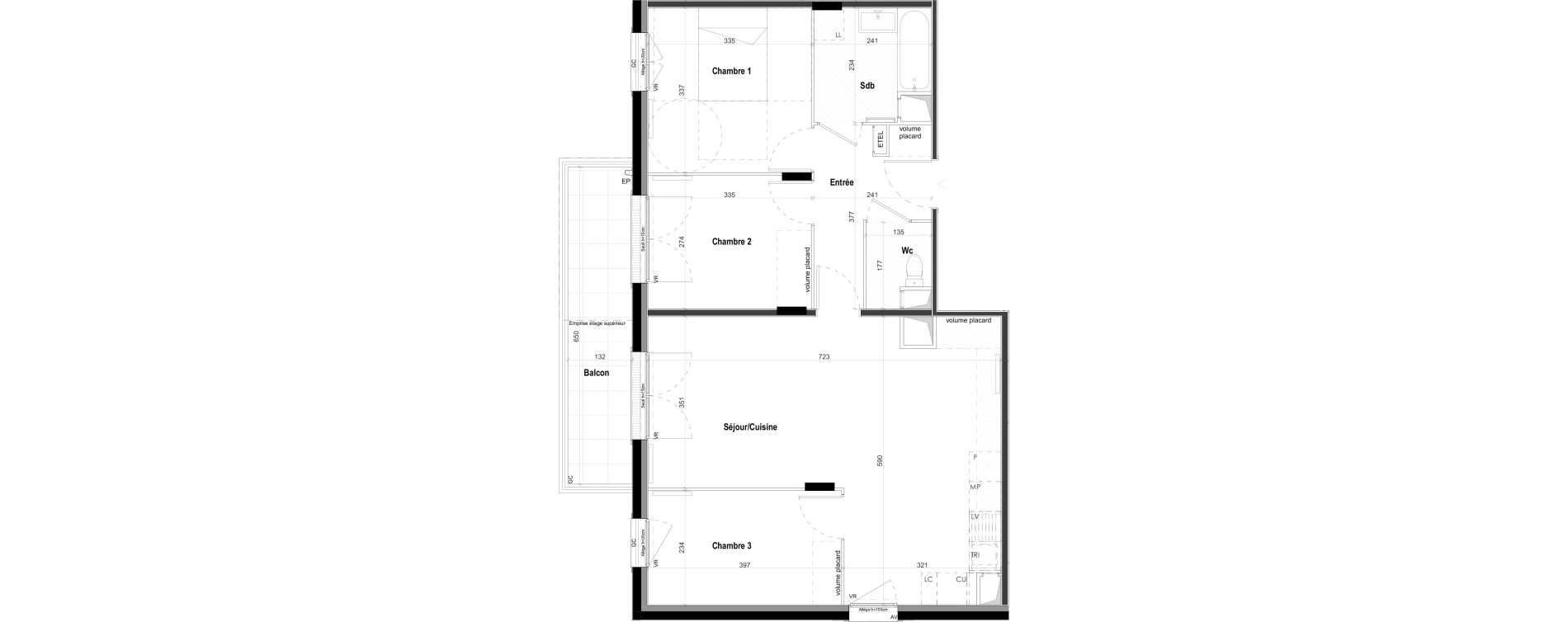 Appartement T4 de 75,44 m2 &agrave; Goussainville Demoiselles - grand pr&eacute; - gare