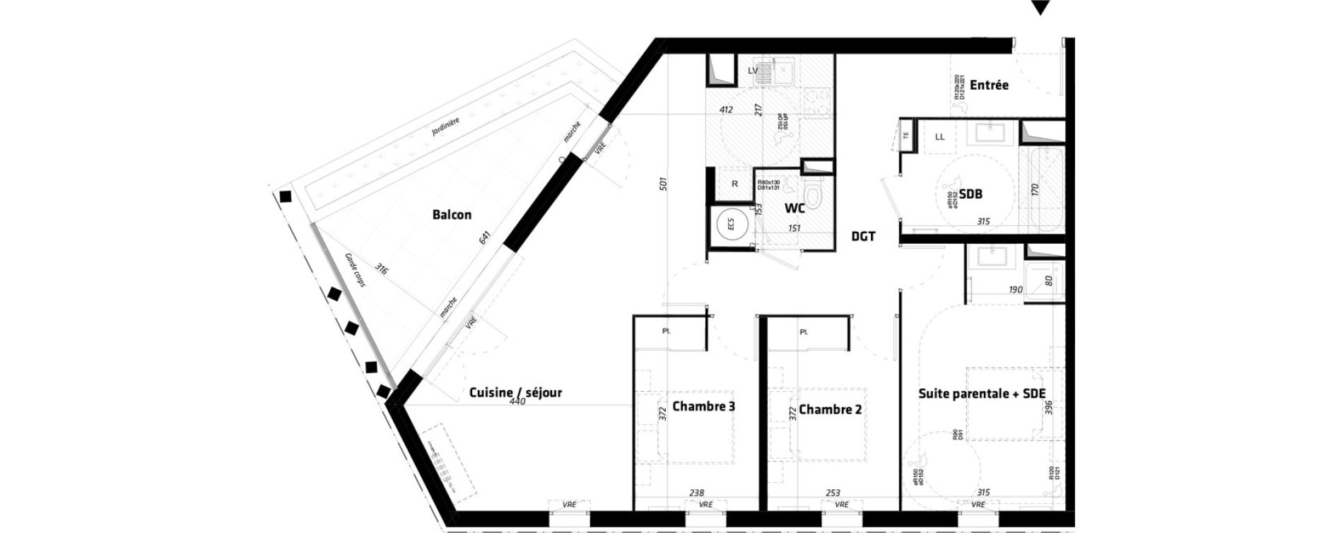 Appartement T4 de 89,33 m2 &agrave; N&icirc;mes Triangle de la gare