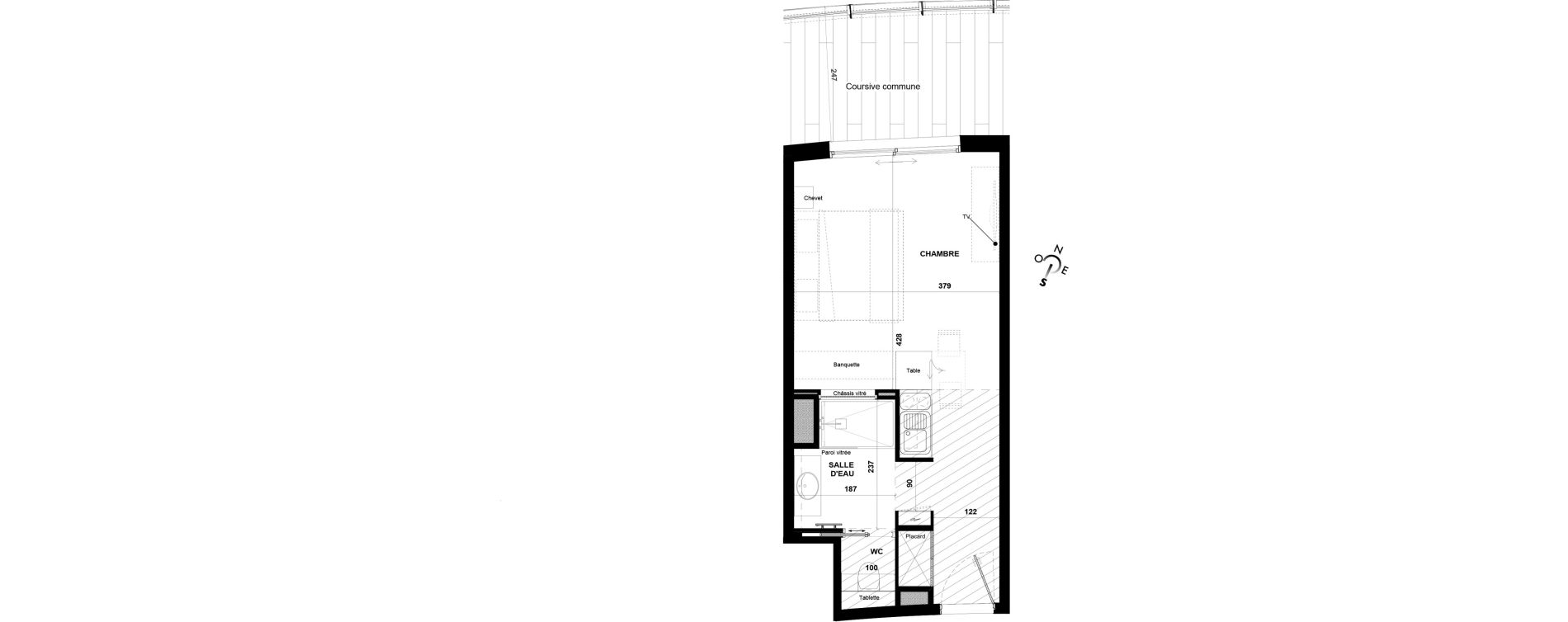 Appartement T1 meubl&eacute; de 28,00 m2 &agrave; Agde Village naturiste