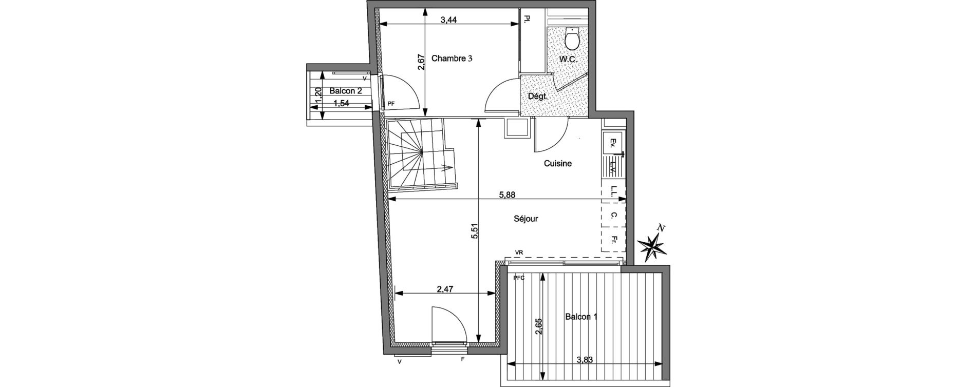 Appartement T4 de 77,02 m2 &agrave; Hy&egrave;res Centre